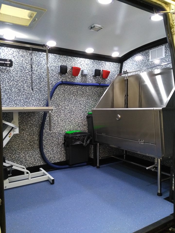 The best equipment to pamper your pet dog Luxury Mobile Dog Grooming parlour